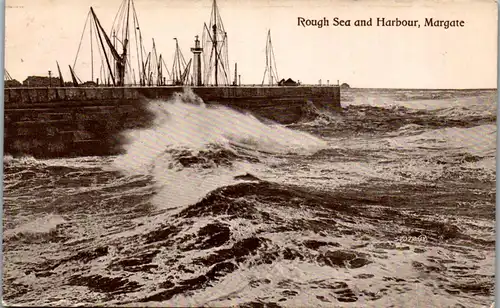 46206 - Großbritannien - Margate , Rough Sea and Harbour - gelaufen 1920