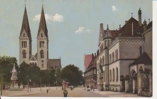 Halberstadt Domplatz ngl 90.996