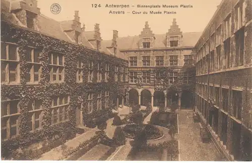 Antwerpen Binnenplaats Museum Plantin ngl 20.697