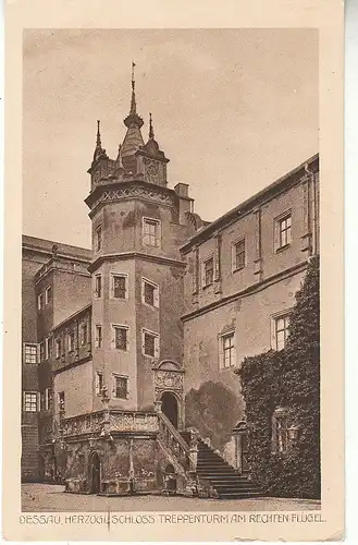 Dessau Herzogliches Schloss Treppenturm ngl C5813