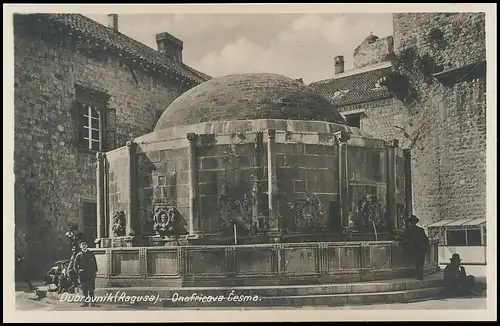 Dubrovnik Am Brunnen ngl 140.223