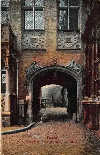 Furnes Portique de l'Hotel de Ville et ruelle feldpgl1918 149.406