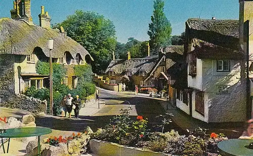 The Isle of Wight The old Village of Shanklin ngl D5379