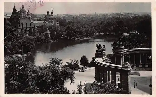 Budapest Milleniums Denkmal Stadtwald Teich Schloss Vajda-Hunyad gl1939 150.008