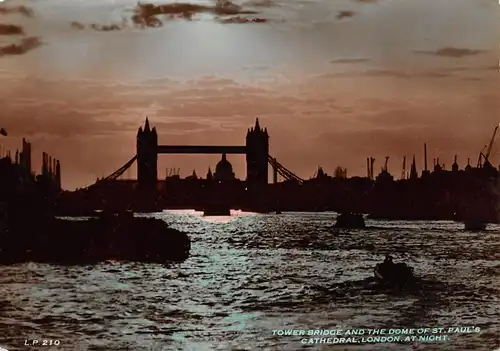 London Tower Brigde and Dome of St. Paul's Cathedrale at Night ngl 156.660