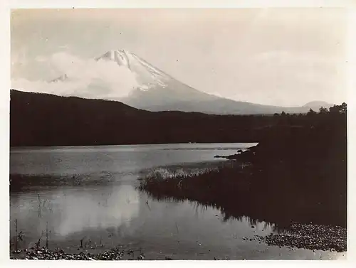 Japan Blick auf Vulkan Fuji vom See Shoji 160.095