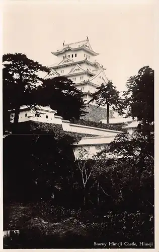 Japan Yhimeji - Snowy Himeji Castle ngl 160.284