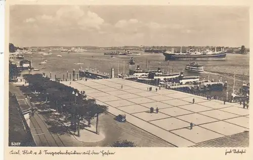 Kiel, Blick v.d.Seegartenbrücken auf den Hafen ngl F7457