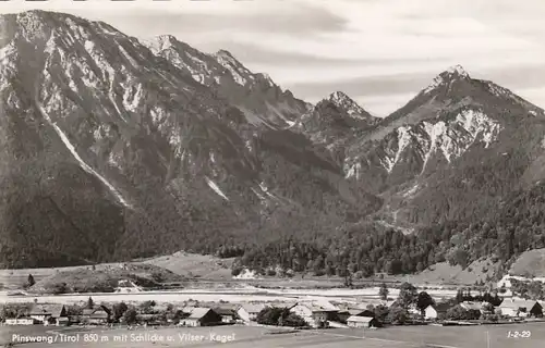 Pinswang bei Reutte, Tirol, mit Schlicke und Vilser-Kegel ngl F8788