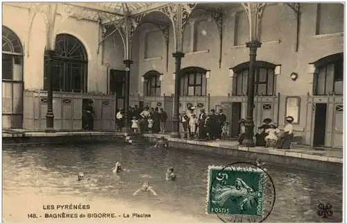 Bagneres de Bigorre - La Piscine -9116