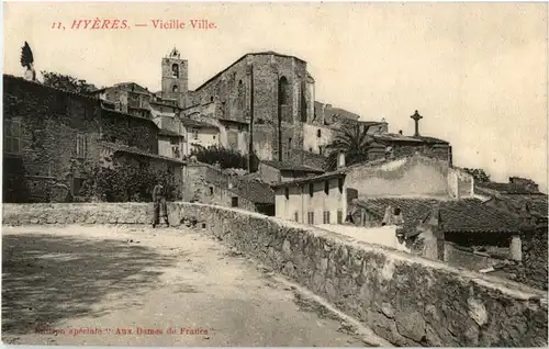 Hyeres - Vieille Ville -57828