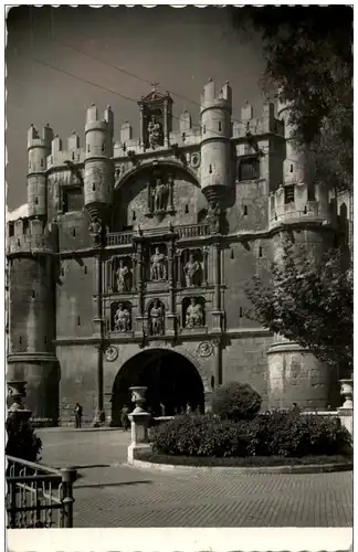 Burgos - Arco de Santa Maria -131326