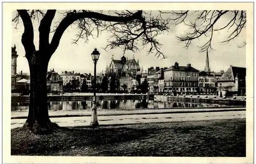 Troyes - Place de la Prefecture -137580