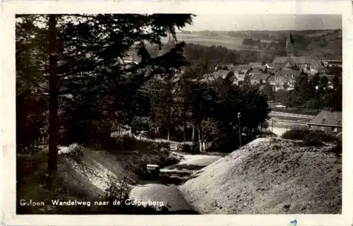 Gulpen - Wandelweg naar de Gulperberg -164982