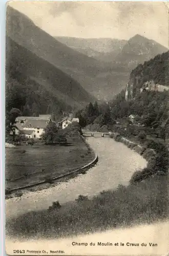 Champ du Moulin et le Creux du Van -175920