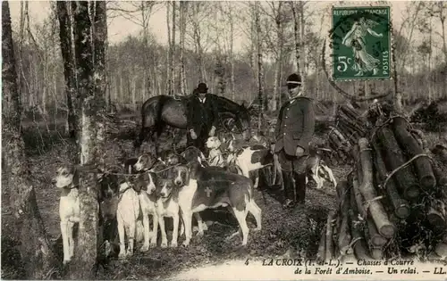 La Croix - Chasses d Courre -15370