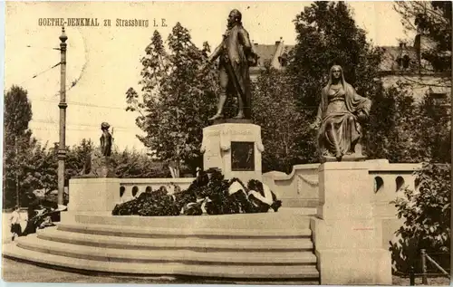 Strassburg - Goethe Denkmal -27154