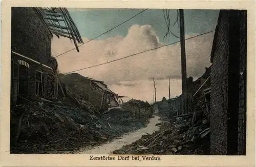 Verdun - zerstörtes Dorf -247286