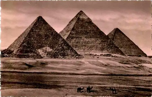 Pyramids -19446