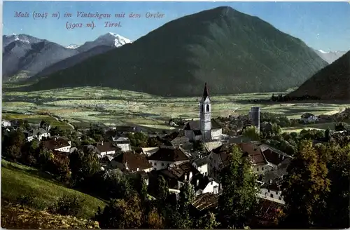 Mals im Vintschgau mit dem Ortler -359208