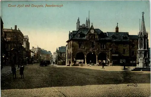 Peterborough - Town Hall and Cowgate -442958