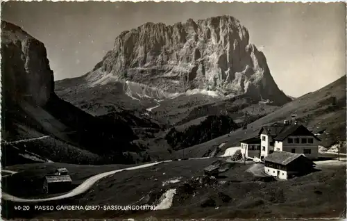 Passo Gardena -444418