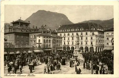 Bolzano - Piazza Walter -93386