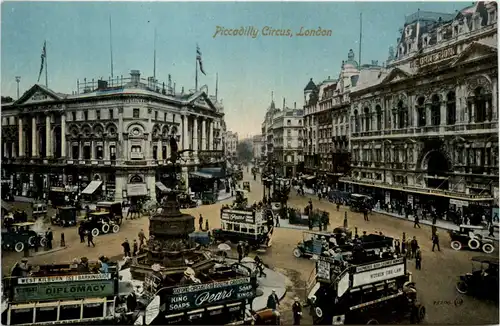 London - Picadilly Circus -469612