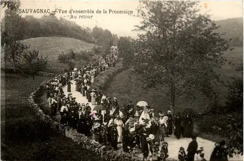 Sauvagnac - Ensemble de la Procession -474074