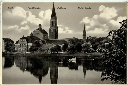 Kiel, Stadttheater, Rathaus, Kath. Kirche -388472