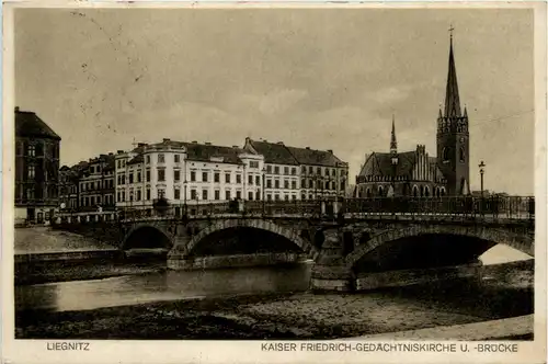 Liegnitz - Kaiser Friedrich-Gedächtniskirche und brücke -95278