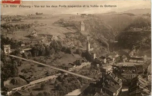 Fribourg - Vue sur les deux Ponts suspendus -605304