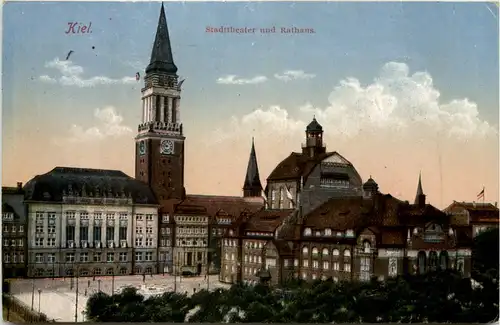 Kiel, Stadttheater und Rathaus -512570