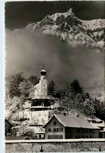 Glarus - Burgkapelle mit Wiggis -491024