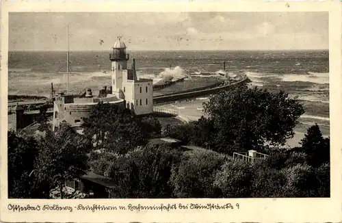 Ostseebad Kolberg - Leuchtturm und Hafeneinfahrt -626972