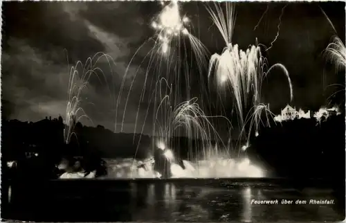 Schaffhausen - Feuerwerk über dem Rheinfall -630324