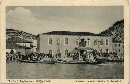 Albania - Hafen und Zollgebäude -644680