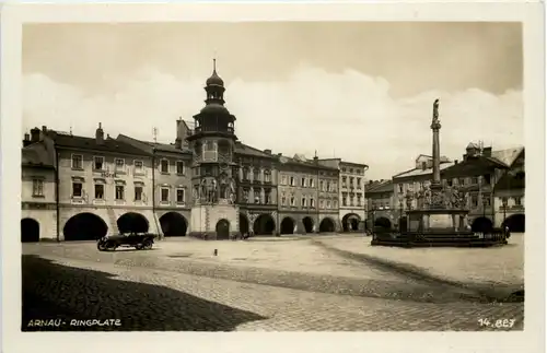 Arnau - Ringplatz - Hostinne -648712