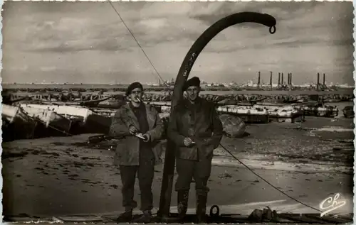 Arromanches les Bains 1944 - Port Winston Churchill -658564