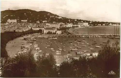 Cannes, Vue generale prise du Mont Chevalier -539478