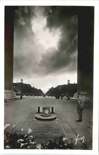 Paris, La Tombe du Soldat inconnu -540100