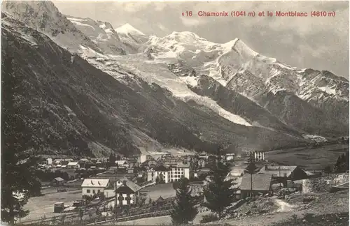 Chamonix et le Montblanc -540436