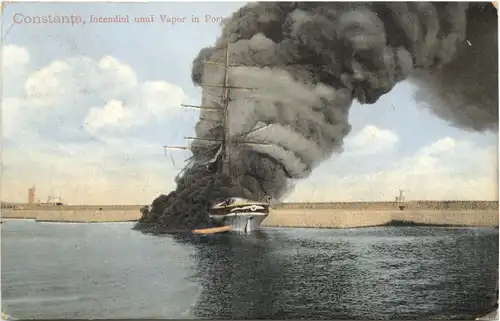 Constanta - Incendiul unui Vapor in Port -667328