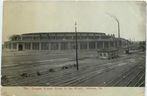 Altoona - Largest Round House in the World -667768