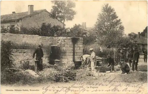 Au camp de Chalons - La Popotte -669136