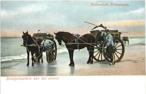 Holland - Schelpvisshers aan het Strand -680356