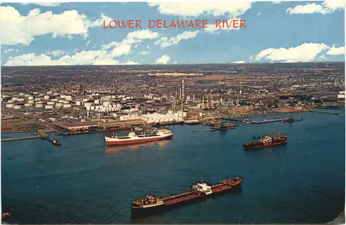 Delaware River at Marcus Hook -682278