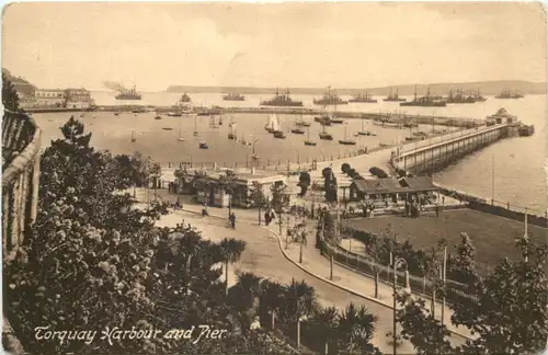 Torquay Harbour and Pier -682262