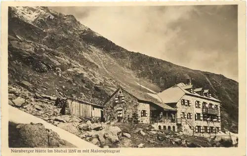 Nürnberger Hütte im Stubai -684686