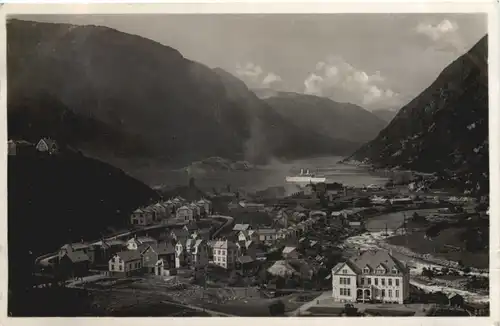 Norwegen - Hardangerfjord Odda -688564